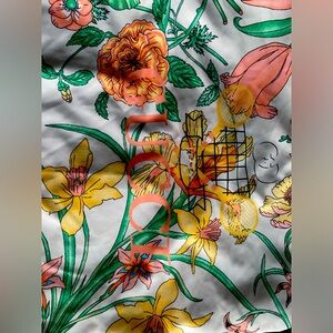 Women’s Floral Gucci bathing suit. NWT’s.